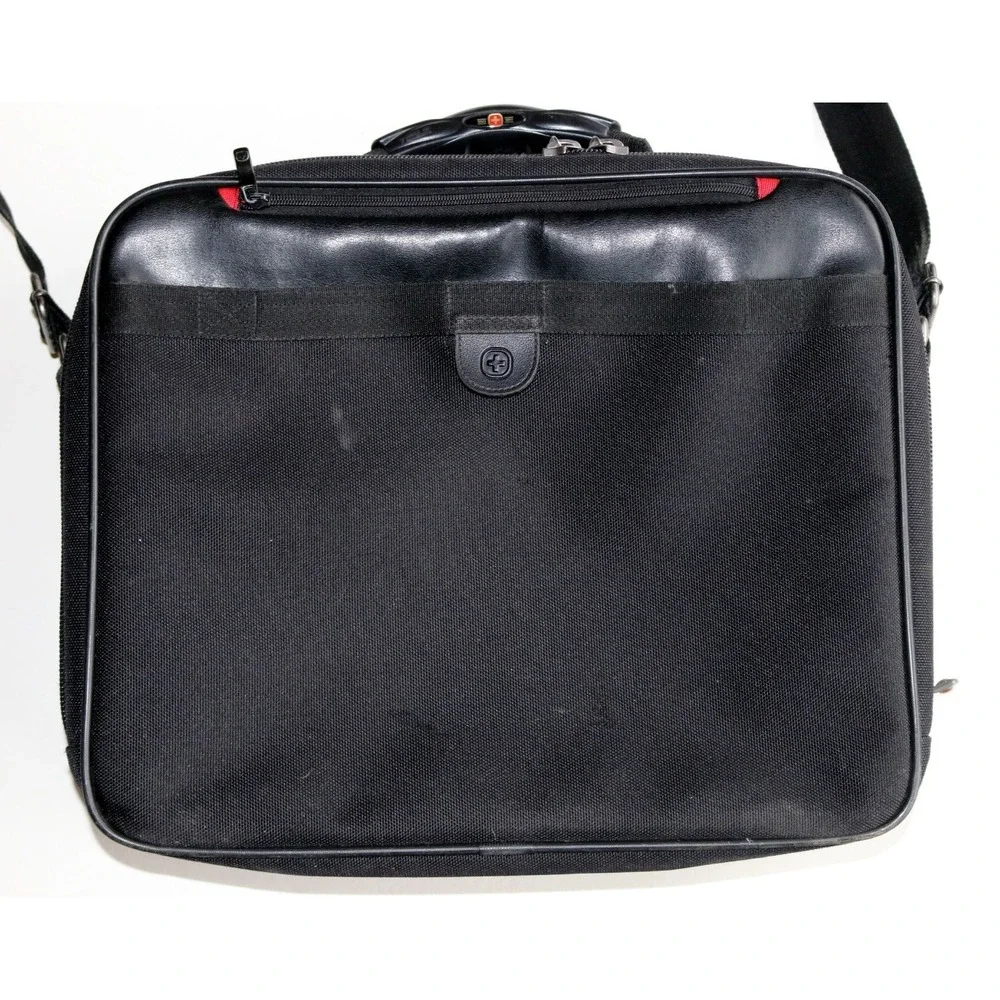Wenger Swiss Army Knife Messenger~Brief~Attache Bag in EXCELLENT CONDITION